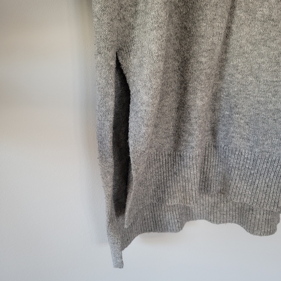 ABOUND Grey Crew Neck Long High Low Sweater - Picture 10 of 14